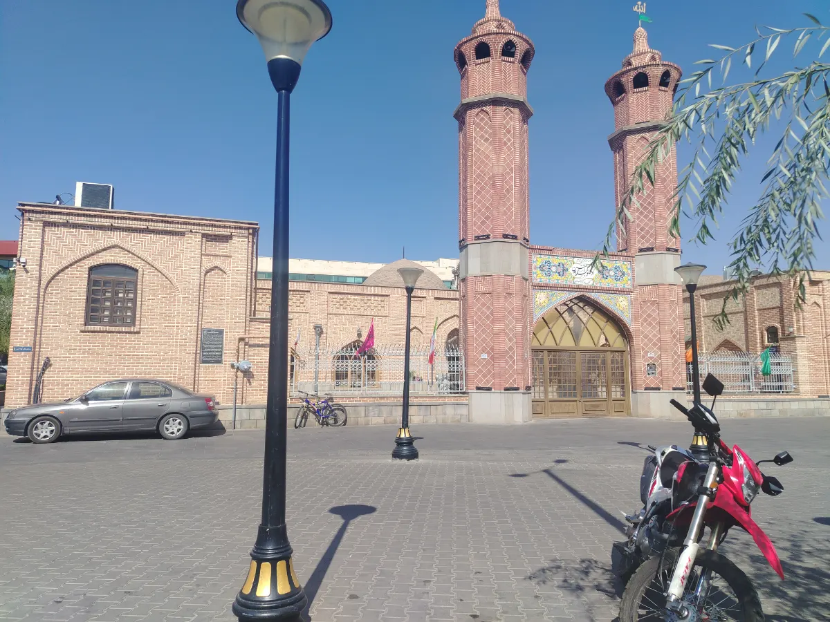 مرکز تفریحی چهار راه منصور