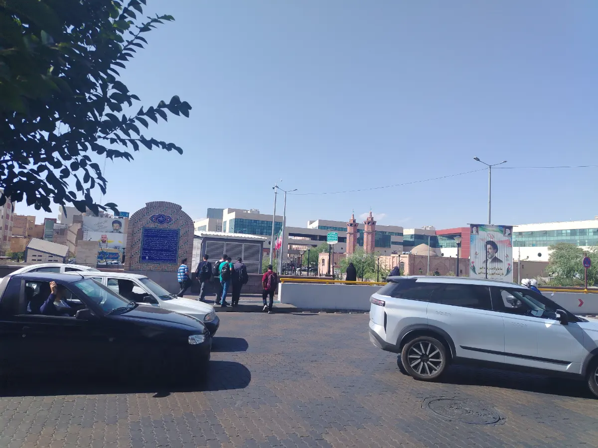 مرکز تفریحی چهار راه منصور