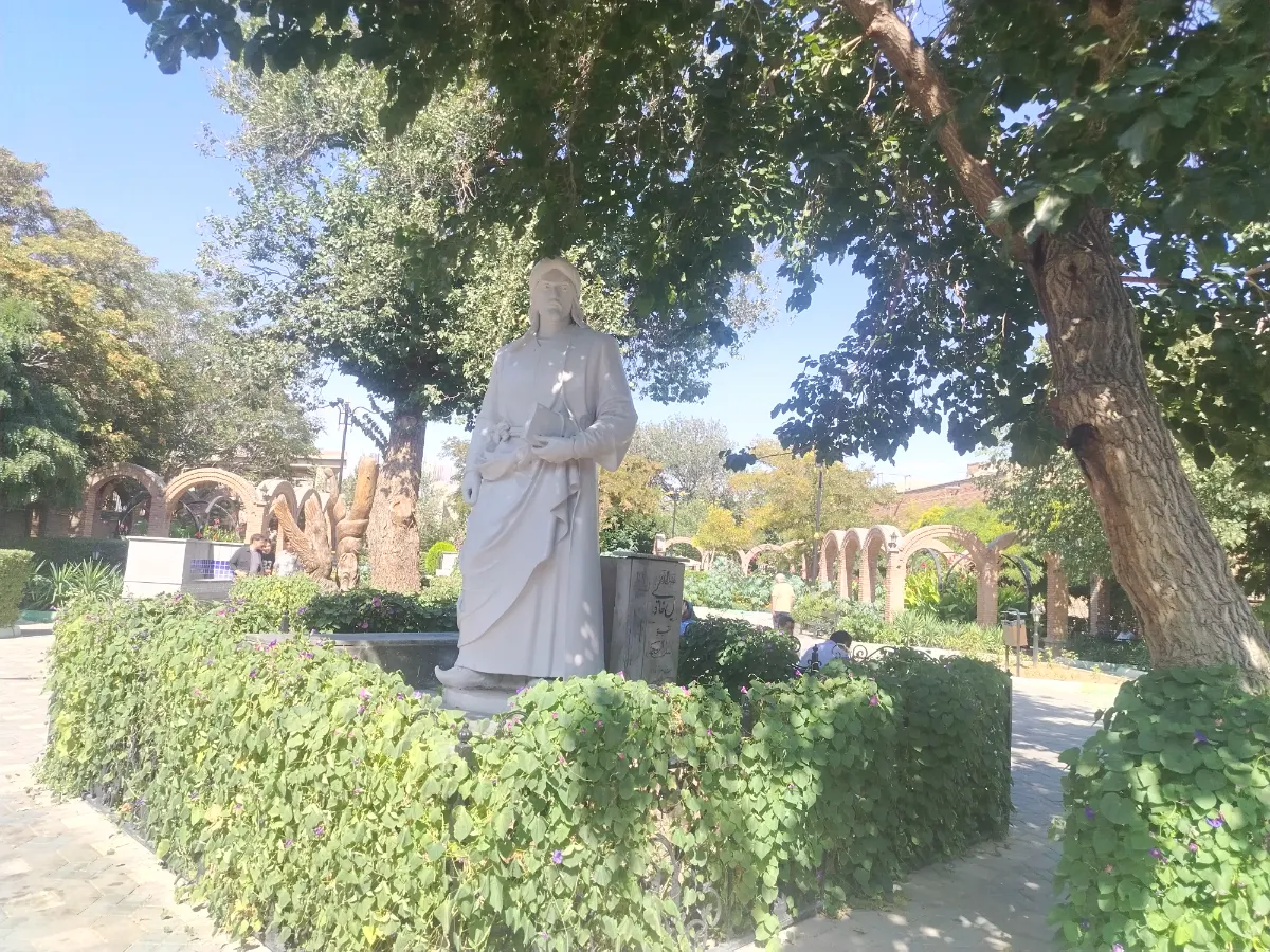 پارک خاقانی